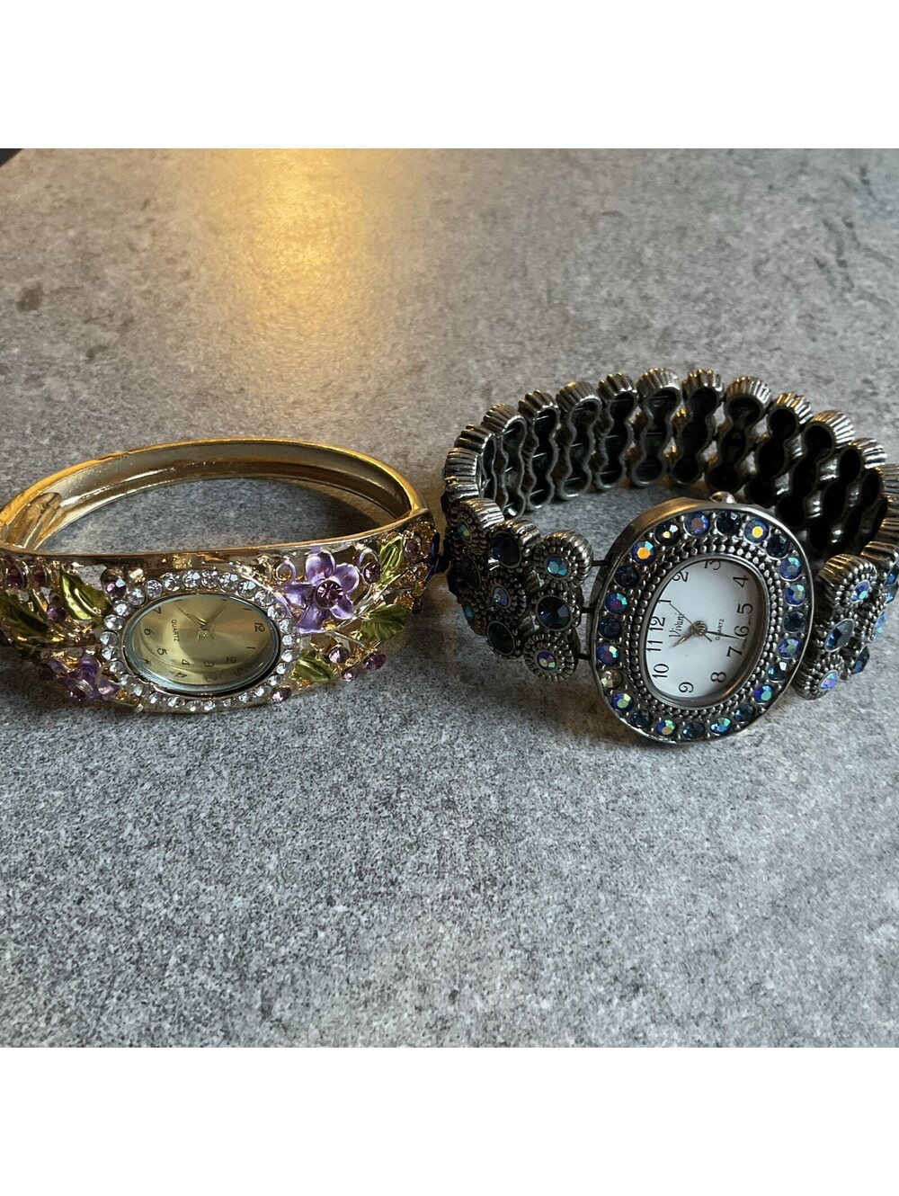 Beautiful Pair Of Vntg Womens Watches Gold/Silver Tone Both Watches Run Great BN